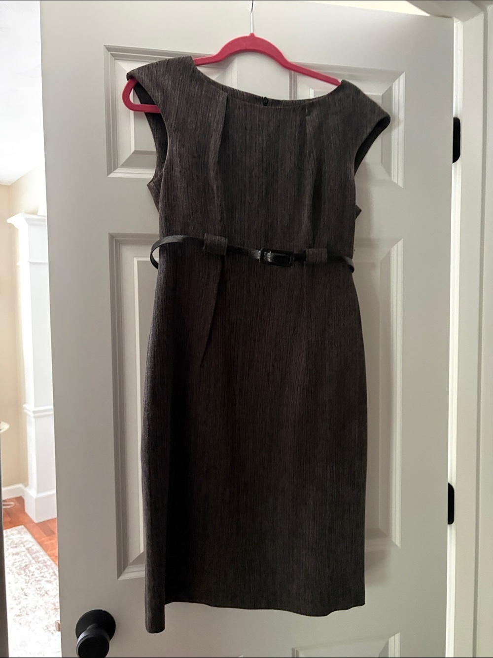 connected apparel Gray Sheath Dress with Slim Belt